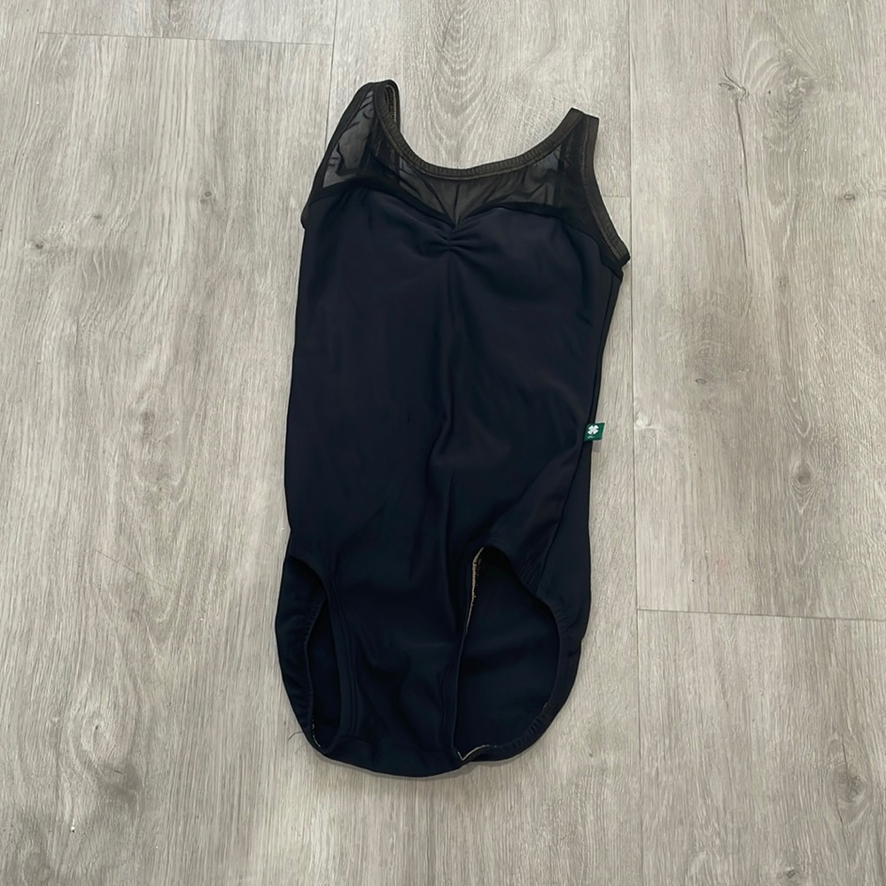 Lucky leo extract small sweetheart neckline mesh, black leotard
